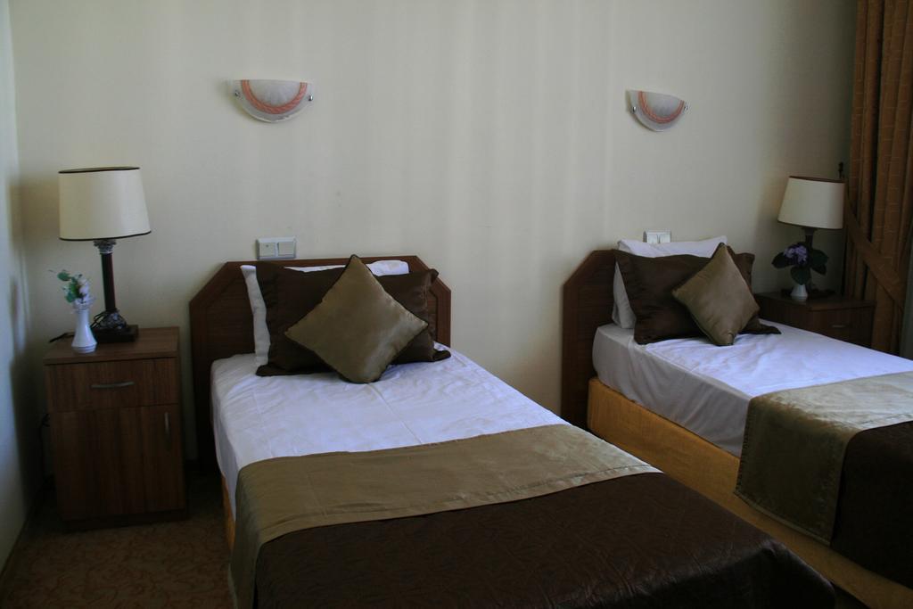 Kemer Uygulama Hotel Habitación foto